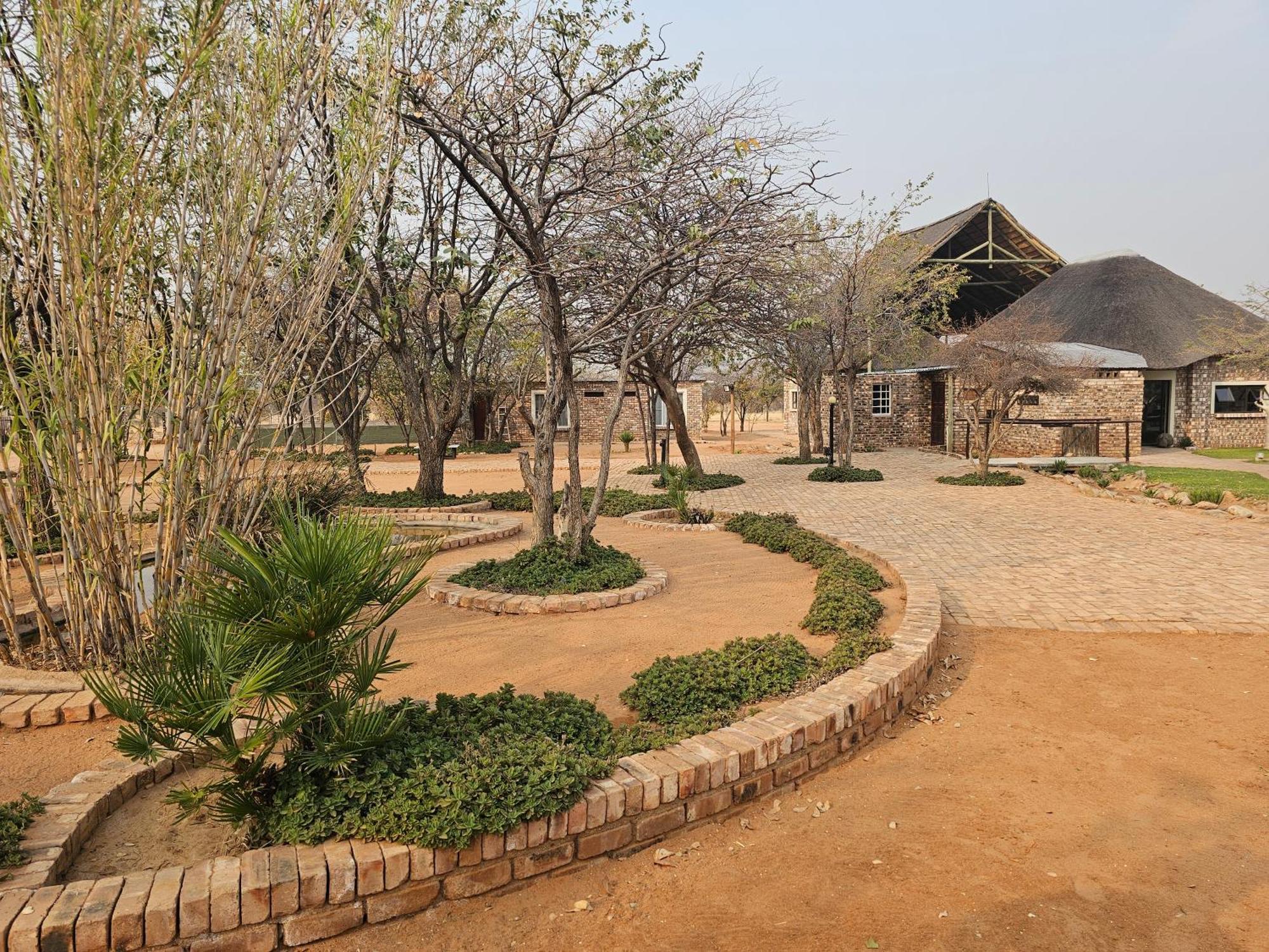 Kaoko Bush Lodge Kamanjab Buitenkant foto