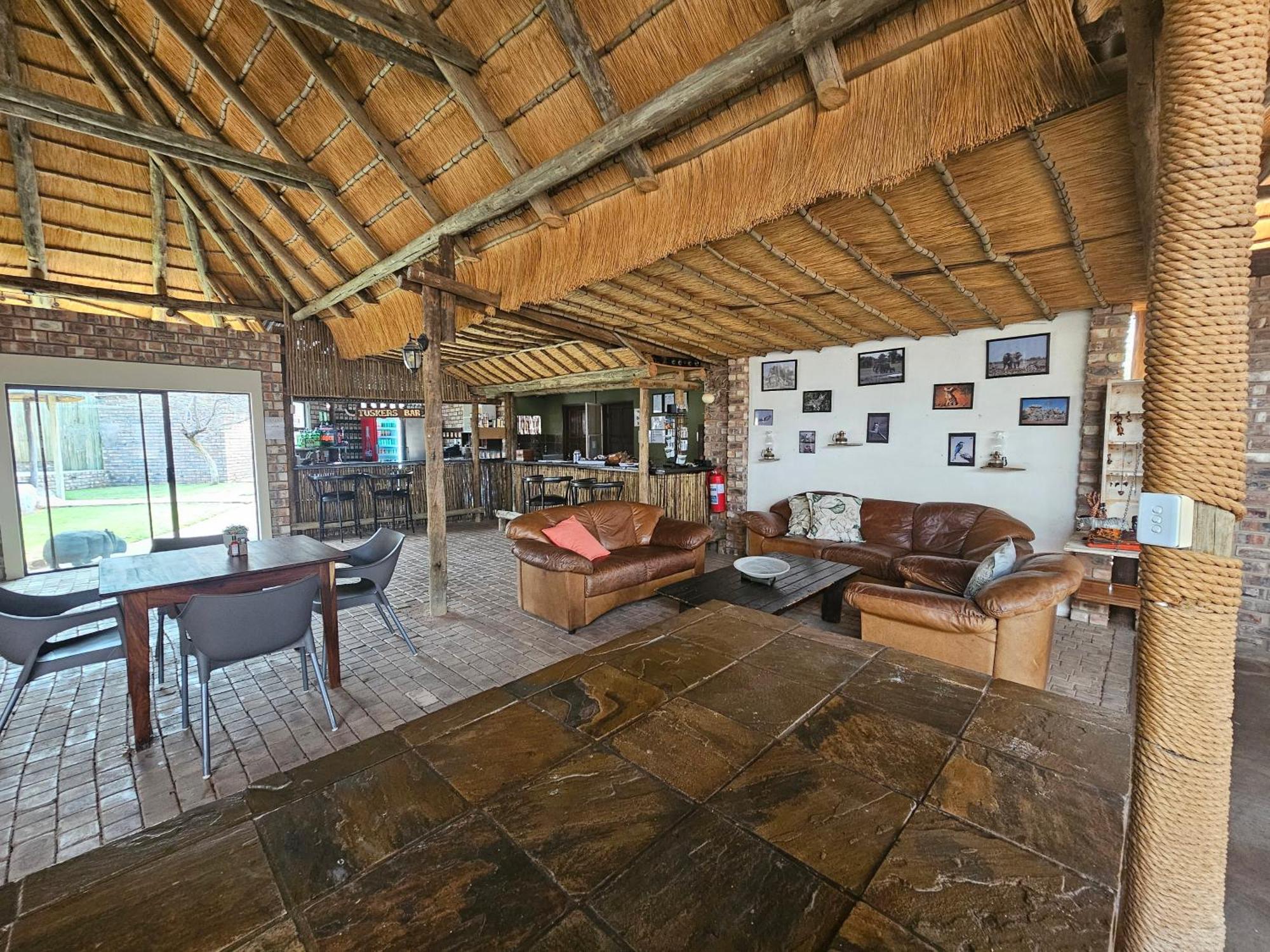 Kaoko Bush Lodge Kamanjab Buitenkant foto
