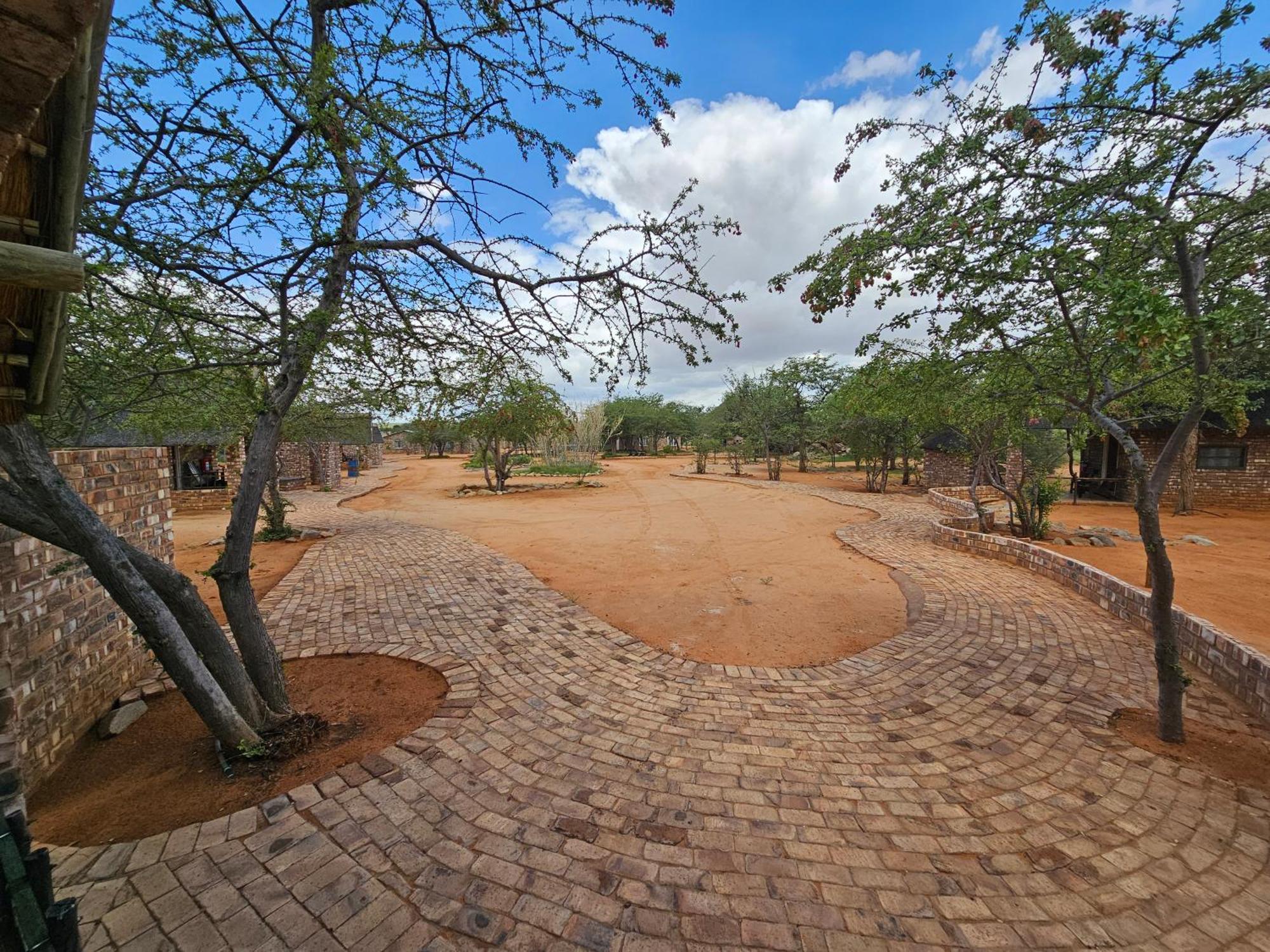 Kaoko Bush Lodge Kamanjab Buitenkant foto