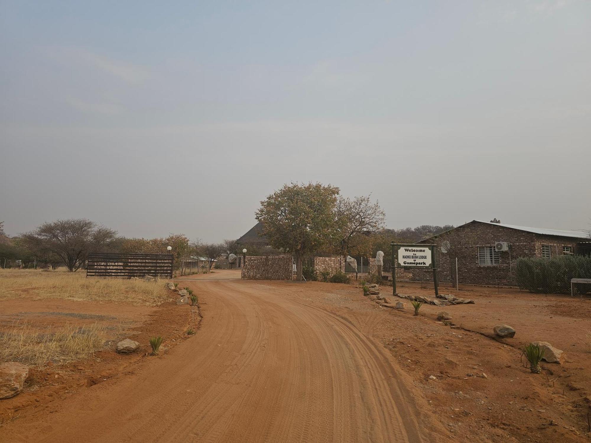 Kaoko Bush Lodge Kamanjab Buitenkant foto