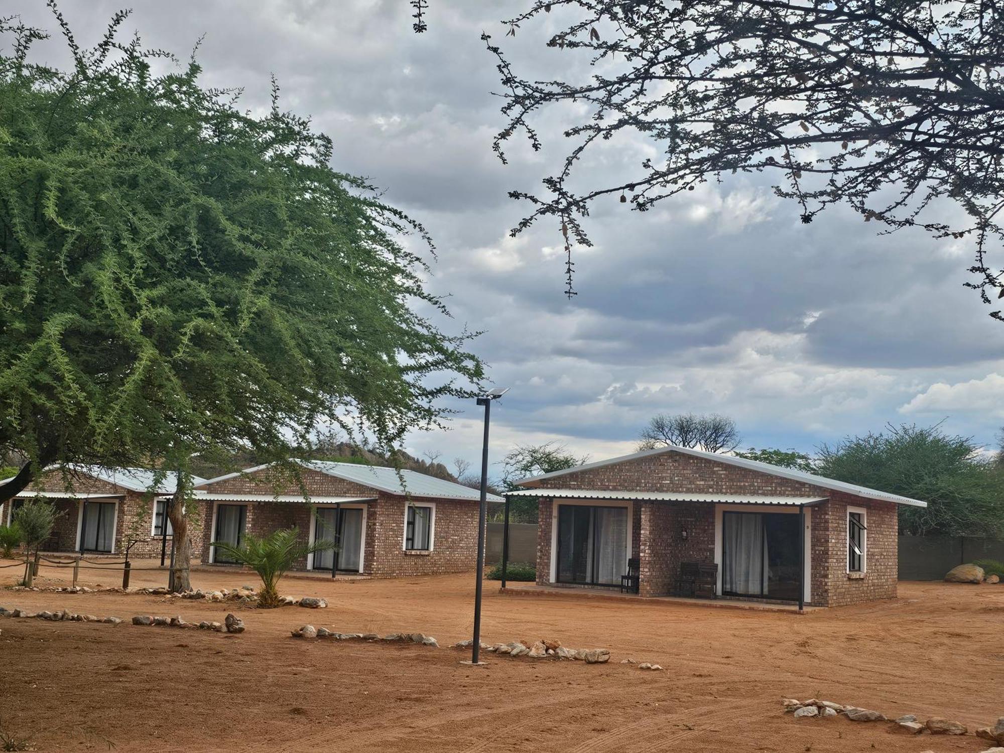 Kaoko Bush Lodge Kamanjab Buitenkant foto