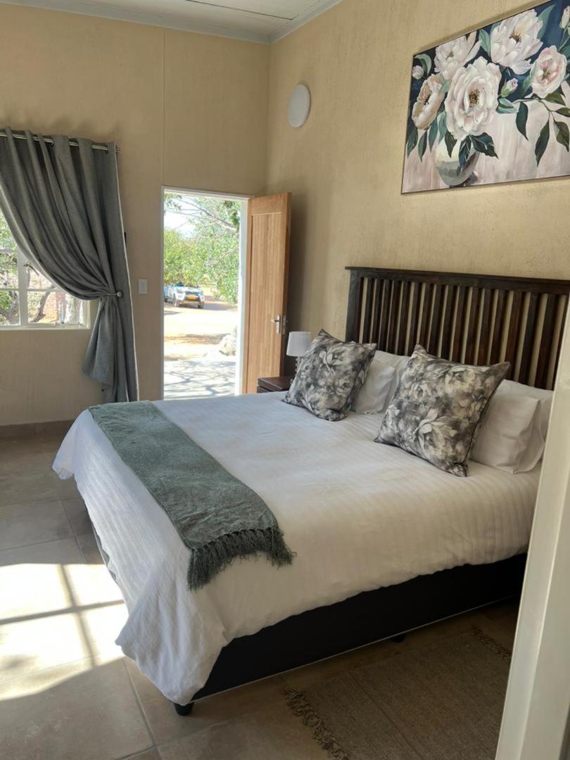 Kaoko Bush Lodge Kamanjab Buitenkant foto