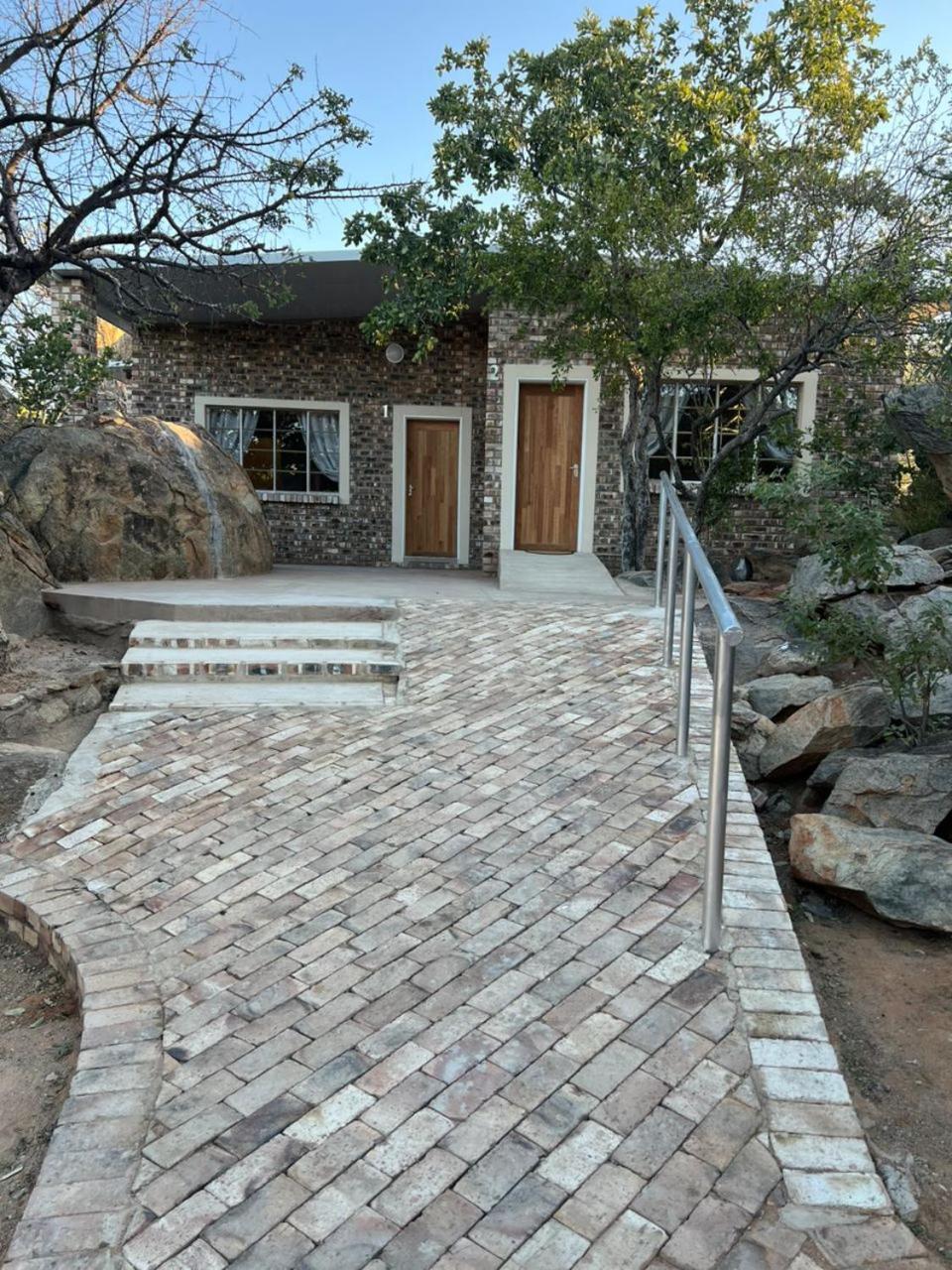 Kaoko Bush Lodge Kamanjab Buitenkant foto